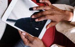 How to Block Websites on iPhone or iPad in Safari Browser