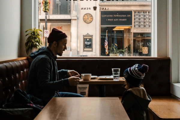 Dangers of public Wi-Fi: How to use open networks safely