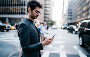 How to Lock Messages on iPhone